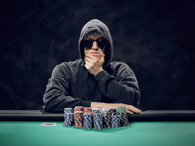 Pokerio taktika – blefas